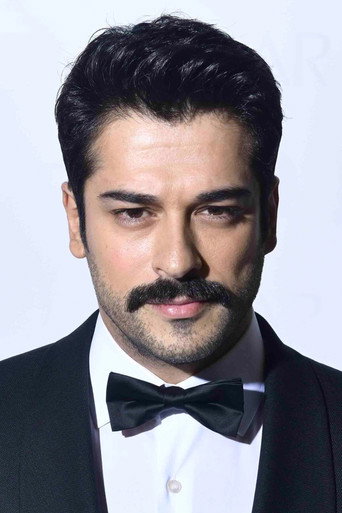 Burak Özçivit actor portrait — Turkey cinema