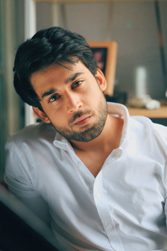 Bilal Abbas Khan actor portrait — Pakistan cinema